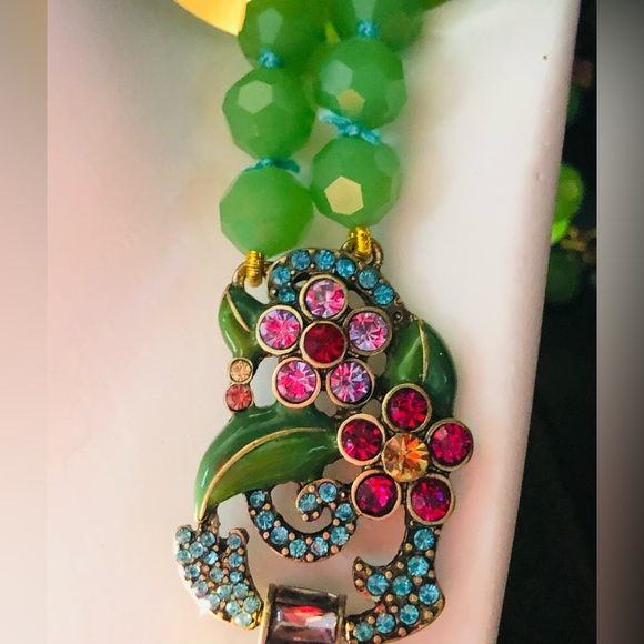 Heidi Daus “ Green With ENVY” Elegant Floral Necklace - Picture 6 of 16
